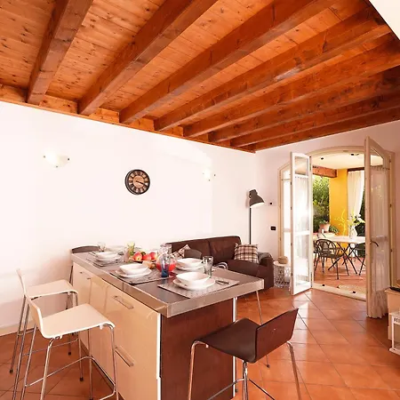 Borgo Del Torchio - Gardagate Manerba del Garda